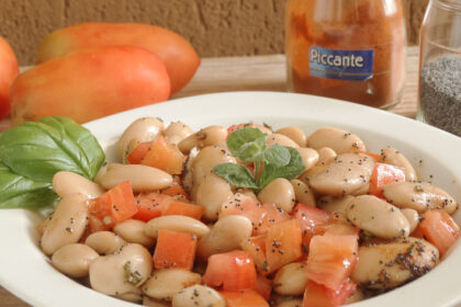 insalata di pomodori e fagioli