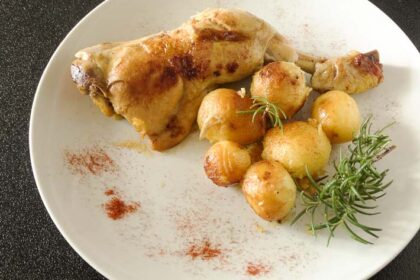 come cucinare il pollo con le patate senza forno