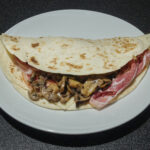 piadina dove nasce come si cuoce e come farcirla