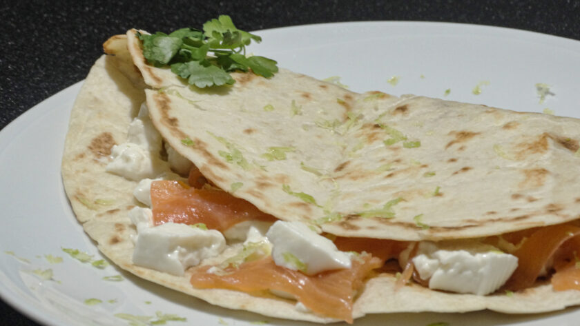 piadina dove nasce come si cuoce e come farcirla