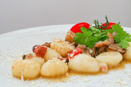 gnocchi alla boscaiola con funghi e speck