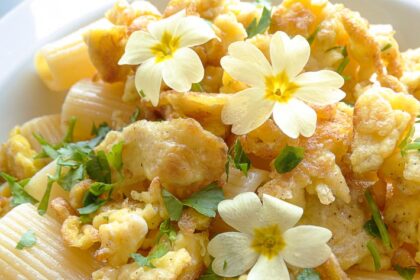 rigatoni con le primule fiori