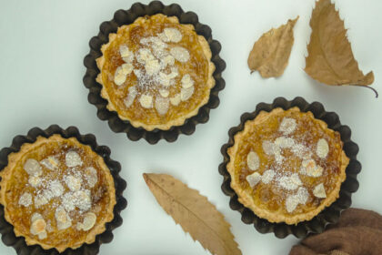 crostata con marmellata di fichi e mandorle