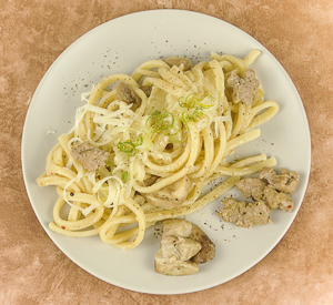 scialatielli con funghi porcini e provolone