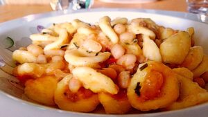 orecchiette e fagioli tondini