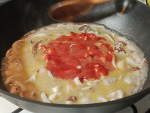 sugo di totani con pomodoro e vino
