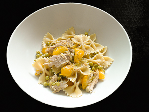 farfalle con pomodorini e tonno