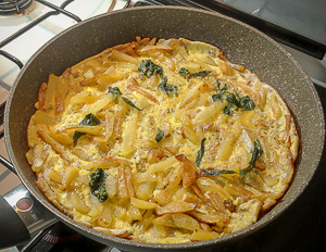 frittata di patate in padella
