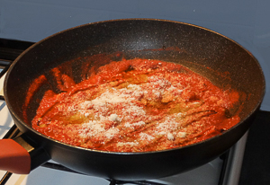 sugo per la pasta al forno
