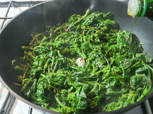 broccoli o friarielli saltati in padella
