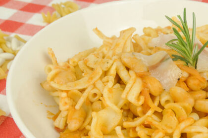 pasta e ceci con pancetta
