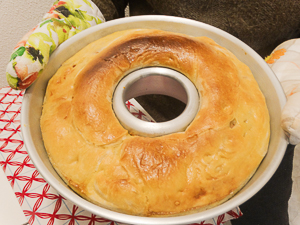 tortano napoletano ricetta tradizionale