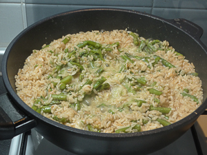 cottura risotto e asparagi