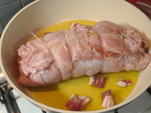rosolare la carne in padella