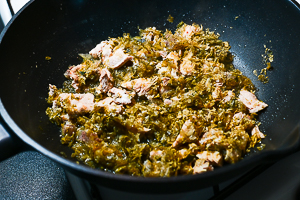 salmone e alghe condimento