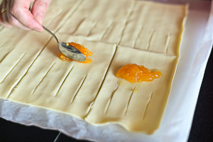 aggiungere marmellata nel fagottino