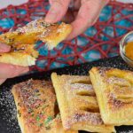 Fagottini di pasta sfoglia ripieni di marmellata