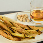 grissini di pasta brisee con pesto di basilico