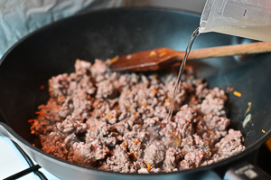 rosolare carne per ragù