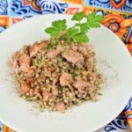 Grano saraceno con gamberi e salmone