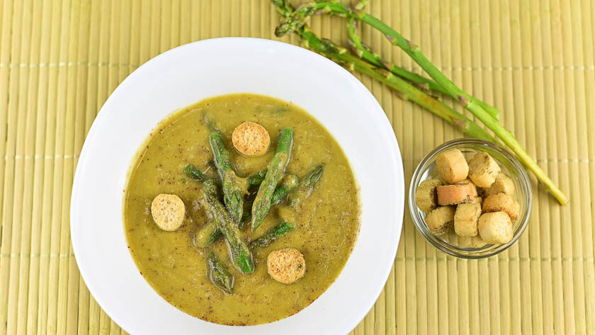 crema di asparagi per crostini
