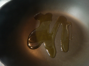 un filo d'olio in padella