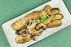 zucchine grigliate con formaggio