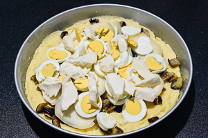 gateau con melanzane, provola e uova