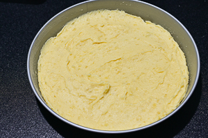 primo strato di patate per gateau