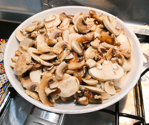 funghi champignon in padella