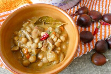 Zuppa di castagne funghi e fagioli