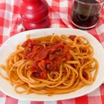 Linguine con pomodori datterini rossi