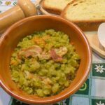 zuppa di piselli secchi spezzati