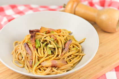 carbonara di zucchine e guanciale