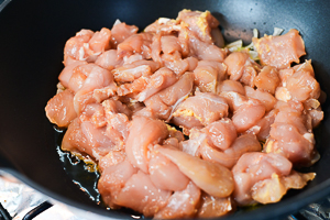 rosolare il pollo in padella