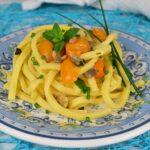 Ricetta Pici toscani con Vongole e Pomodorini Gialli
