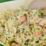Riso integrale con zucchine e gamberetti