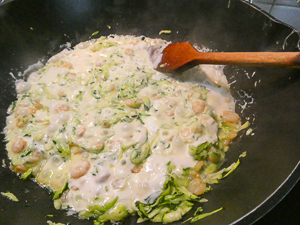 zucchine e gamberetti con panna vegetale