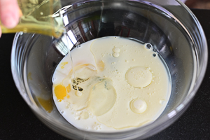 latte, uova e olio