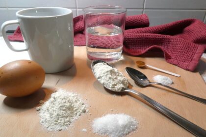 Pesare senza bilancia farina, zucchero, olio...