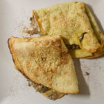 Crepe salate ripiene con crema di lenticchie