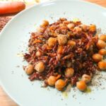 Riso rosso integrale con ceci e carote (ricetta light)