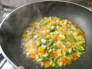 soffriggere il minestrone