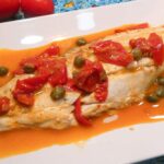 Ombrina in padella con pomodorini, acciughe e capperi