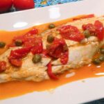 Ombrina in padella con pomodorini, acciughe e capperi