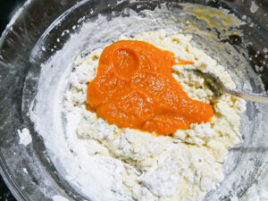 preparazione impasto plumcake di zucca