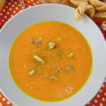 Crema di zucca e patate con castagne