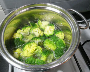 lessare le cime di broccoli baresi