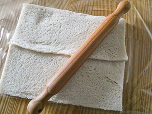 schiacciare il pane per tramezzini