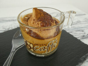 ricetta spuma di caffè con acqua senza latte e zucchero